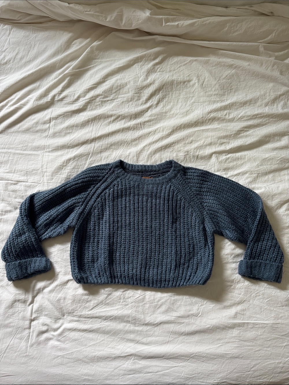 POL Cropped Chunky Knit Sweater in Deep Slate Blue